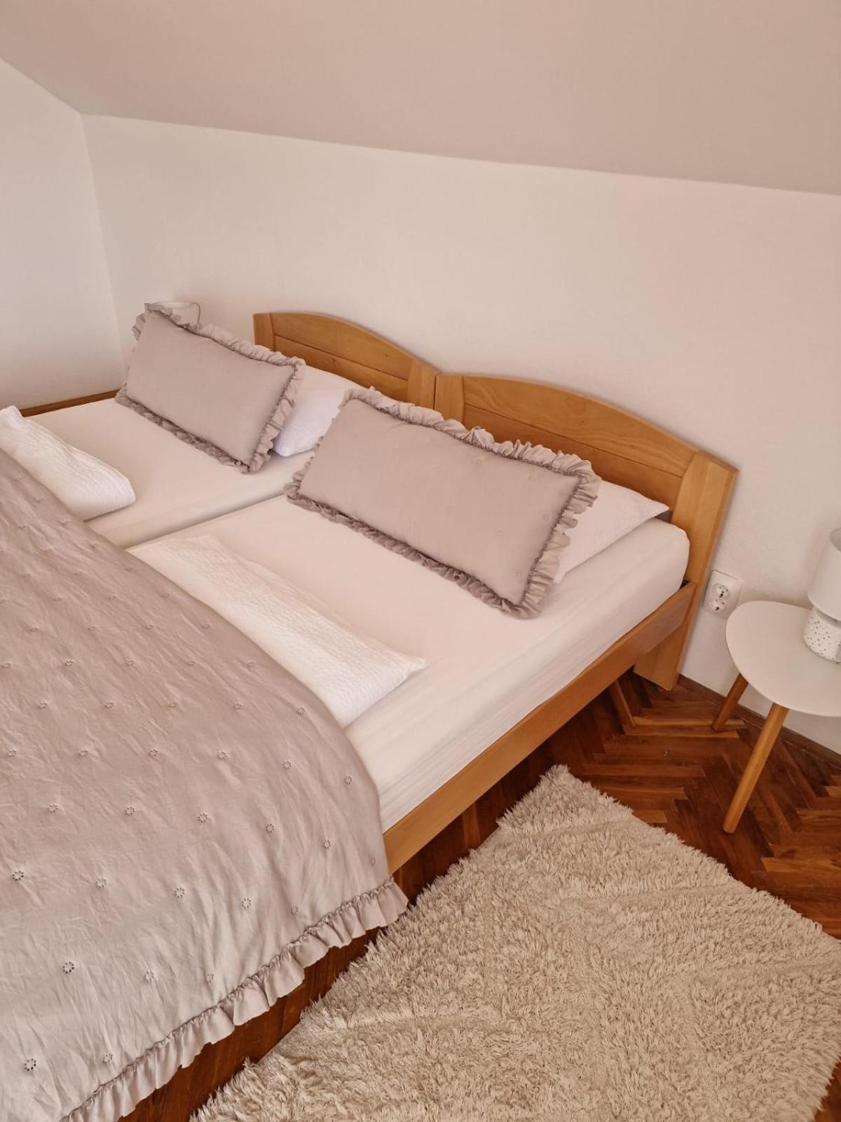 Apartmani Zinda Sukosan Ngoại thất bức ảnh